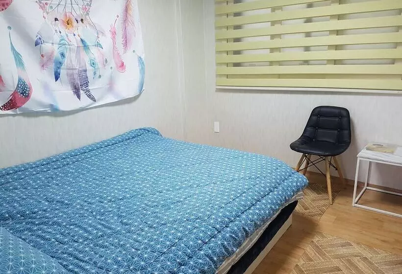 Silk Road Hostel
