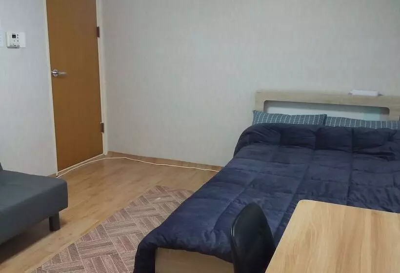 Silk Road Hostel