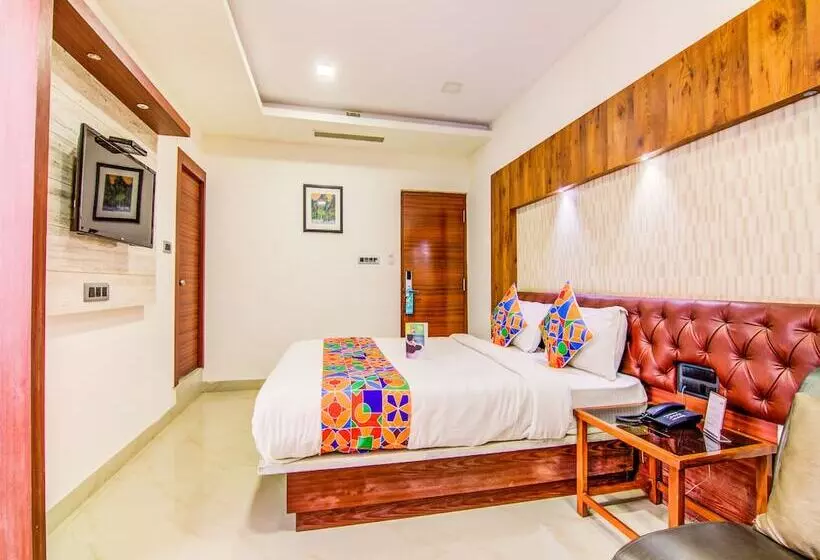 Fabhotel Azure Park