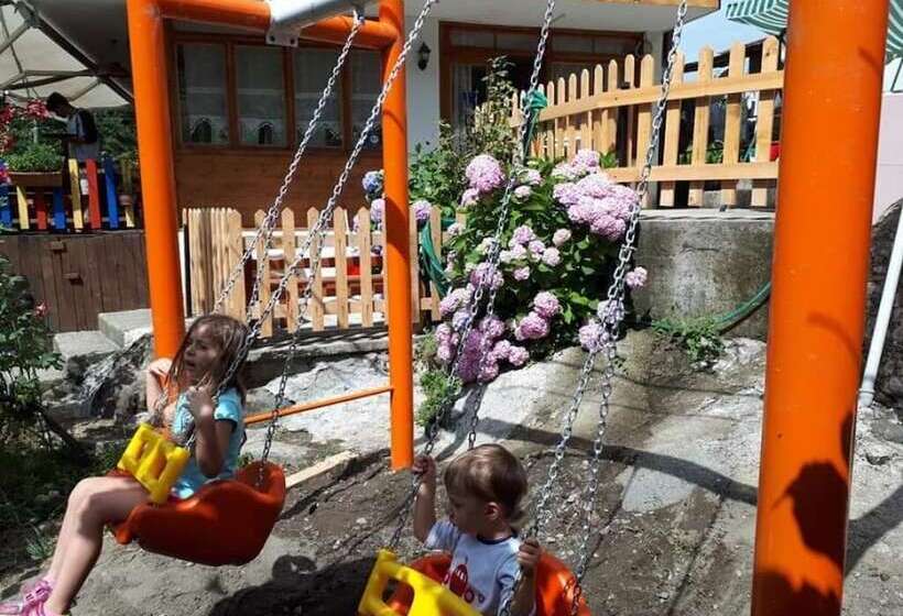 Hotel Adas Dag Evi & Restoran