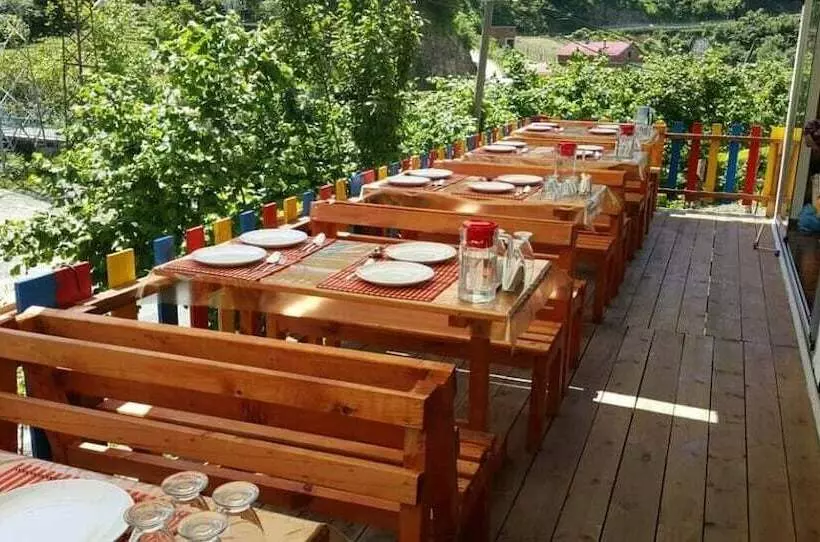ホテル Adas Dag Evi & Restoran