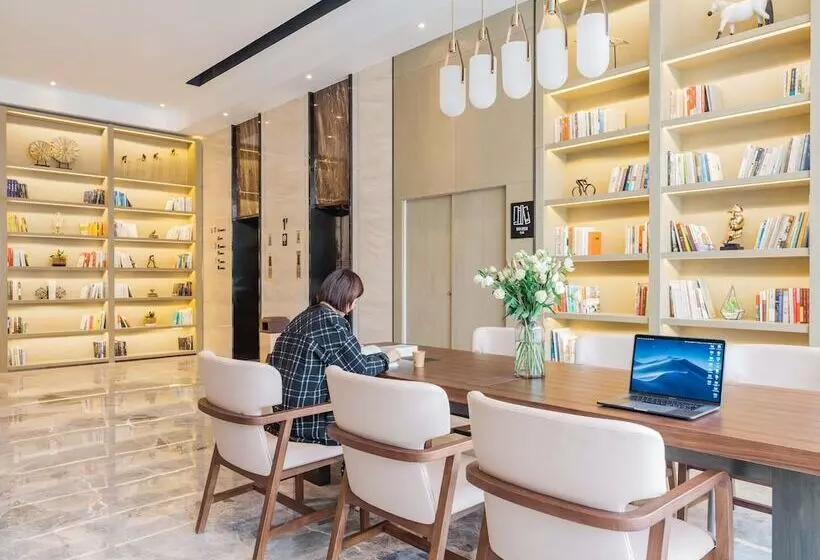 Atour S Hotel Olympic Sports Center Nanjing