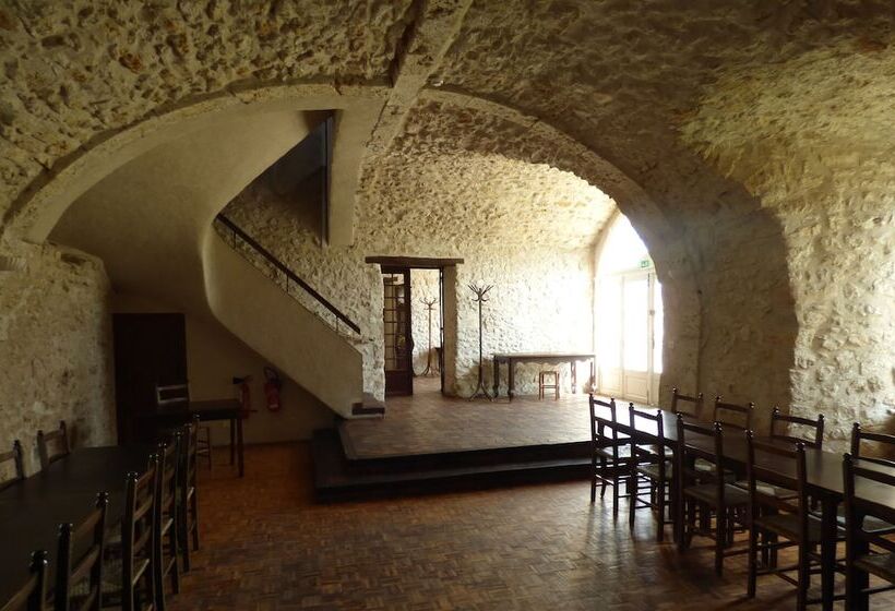 Hotel Château De Montramé