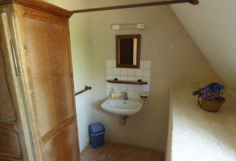 Hotel Château De Montramé