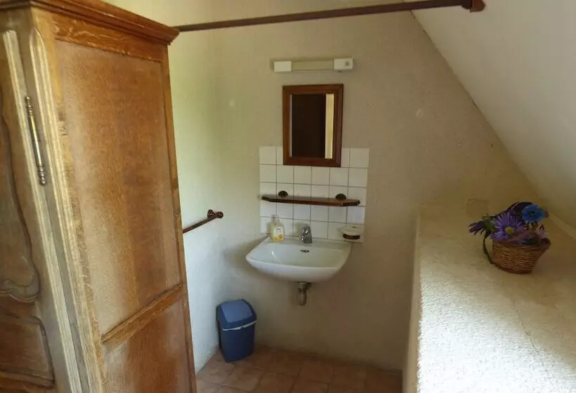 Hotelli Château De Montramé