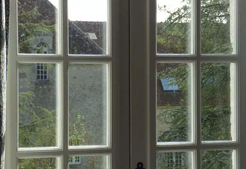 Hotelli Château De Montramé