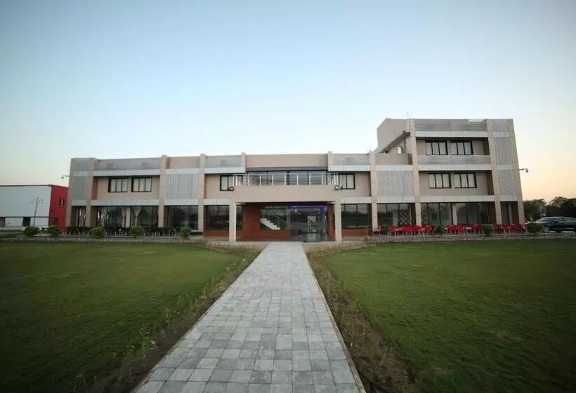 Hotelli Malhaar Resort