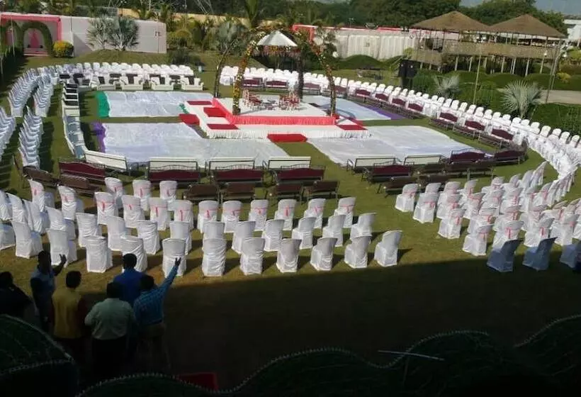 Hotelli Malhaar Resort