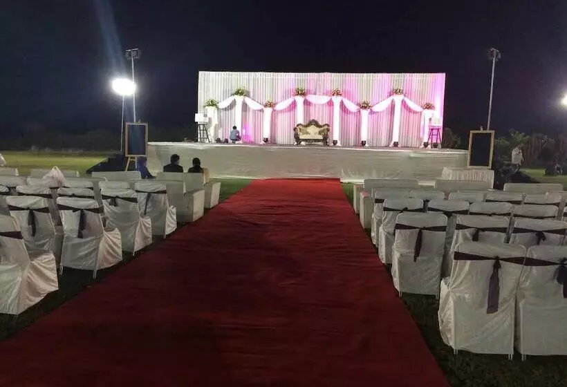 Hotelli Malhaar Resort