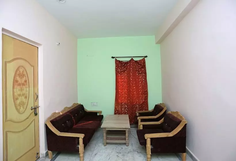 Hotelli New Urvashi By Oyo Rooms