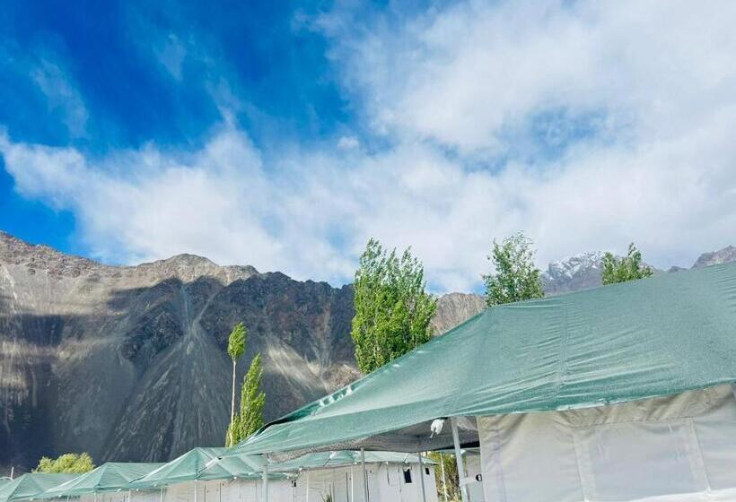 Hotelli The Sky Desert ,hunder , Nubra