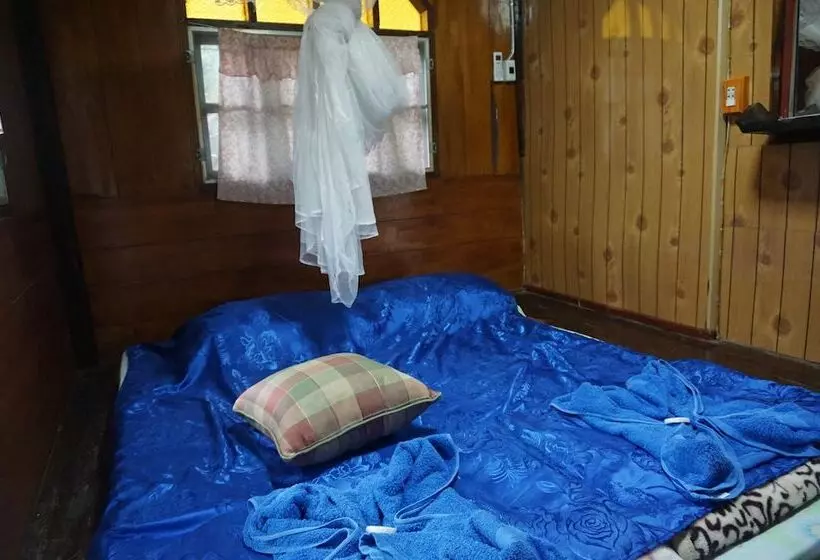 Hotelli Rai Aeifoon Resort