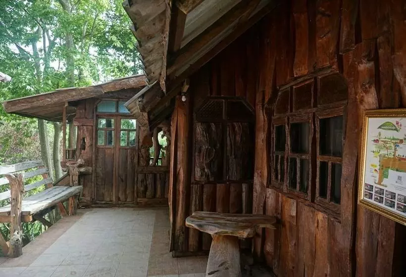 Hotelli Rai Aeifoon Resort