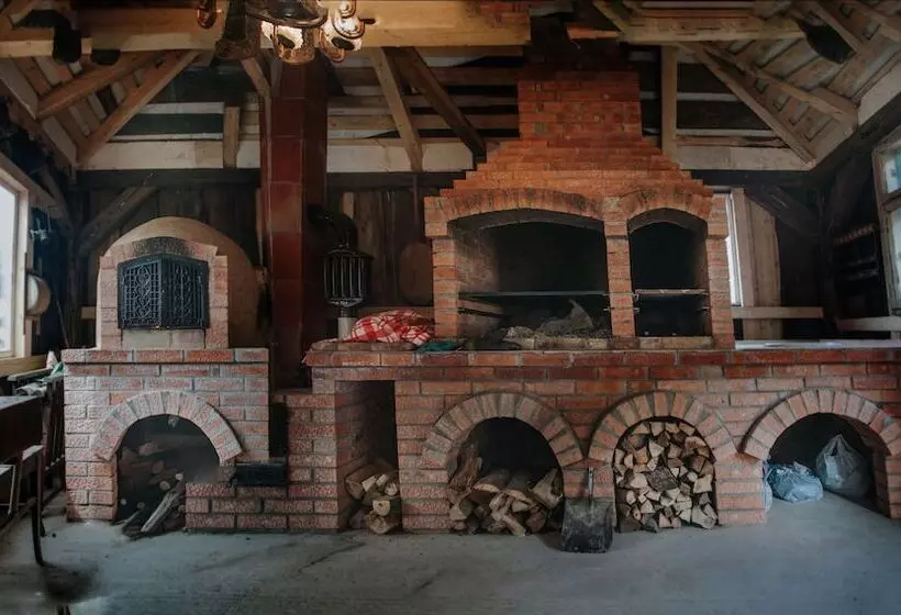 Majatalo Gospodaria Lui Nea Ion