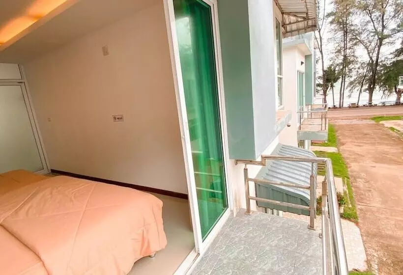 پانسیون Khung Wimarn Beach Home