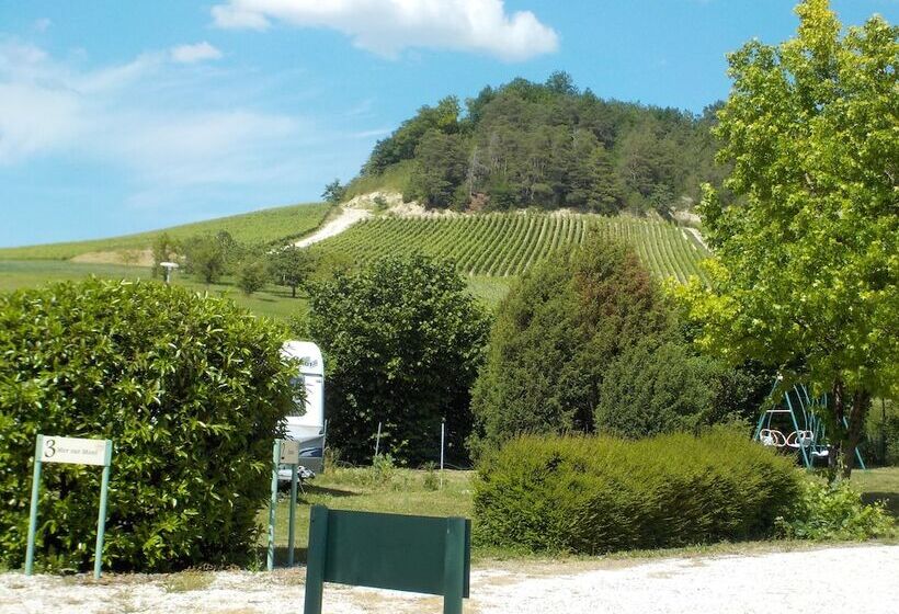 بنسيون La Colline Aux Fustes