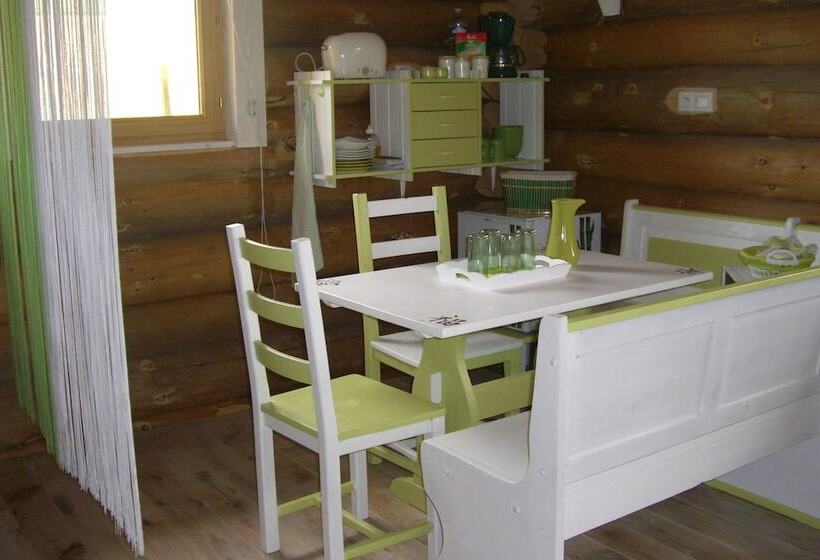 بنسيون La Colline Aux Fustes