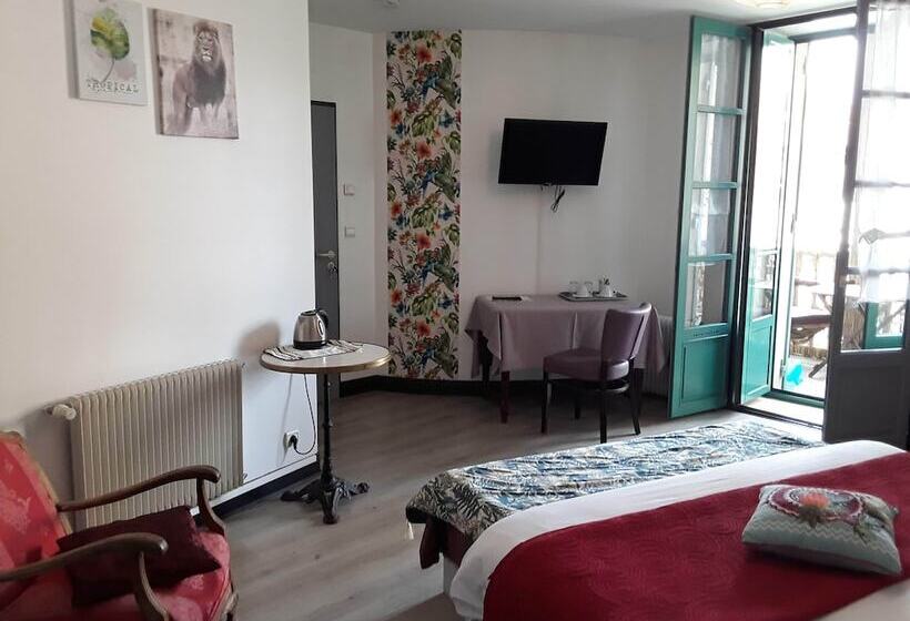 פנסיון Madelon Iv