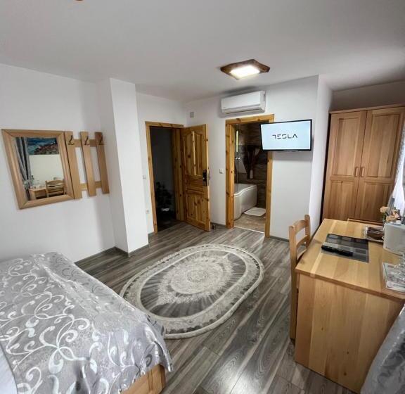 بنسيون Rustic Inn River