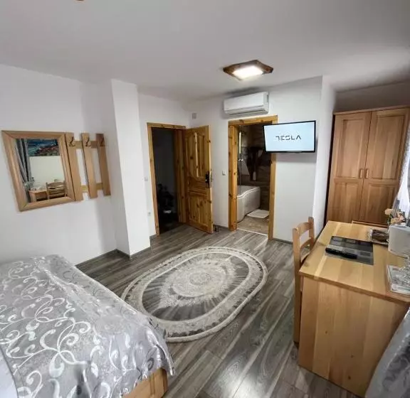 Majatalo Rustic Inn River