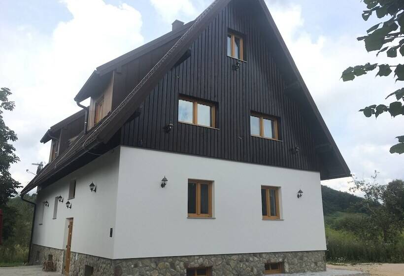 بنسيون Rustic Inn River