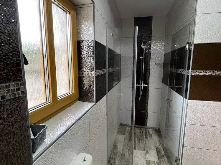 Majatalo Rustic Inn River