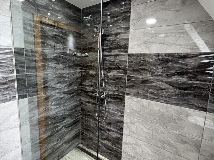 بنسيون Rustic Inn River