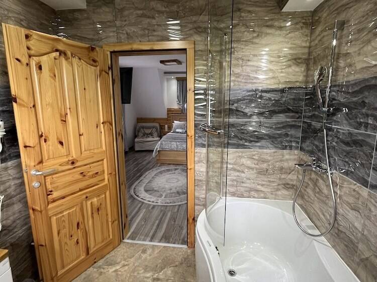 بنسيون Rustic Inn River