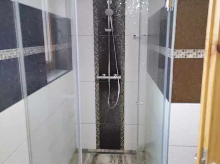 Majatalo Rustic Inn River