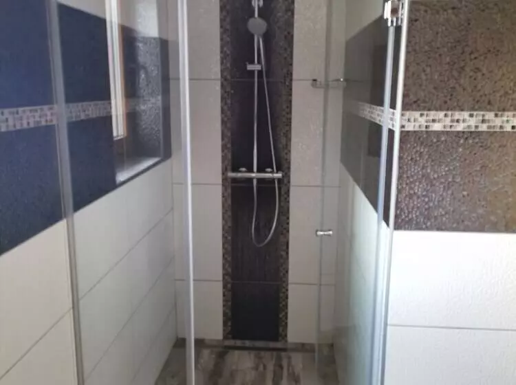 Majatalo Rustic Inn River