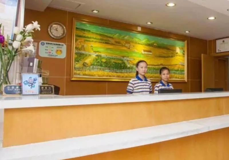 Hotelli 7 Days Inn Yangshuo Bus Termiinal Station Branch