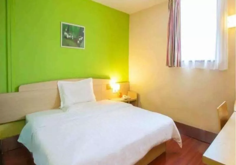 Hotelli 7 Days Inn Yangshuo Bus Termiinal Station Branch