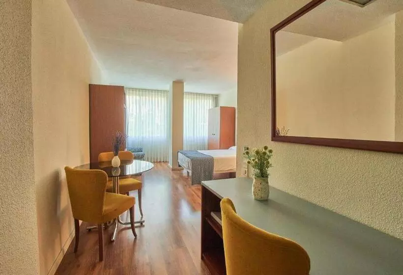 Apartamentos Juan Bravo