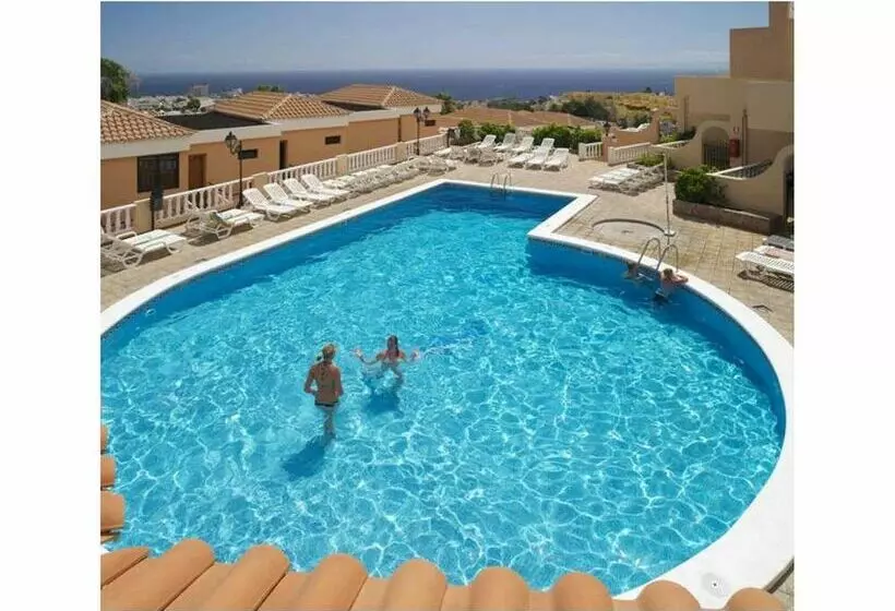 Paradise Court Apart