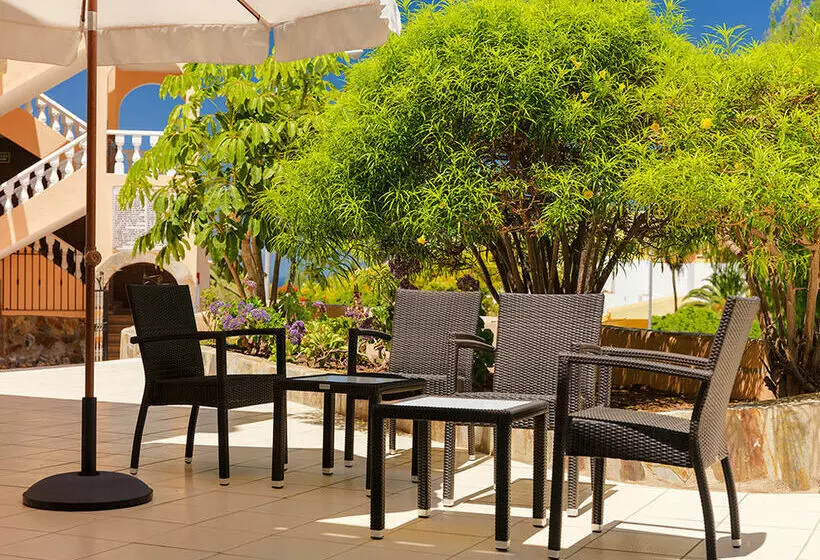 Paradise Court Apart