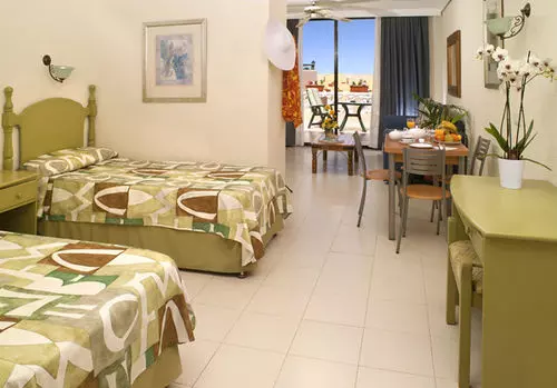 Paradise Court Apart