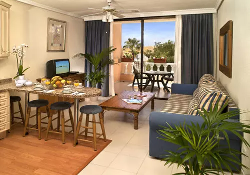 Paradise Court Apart