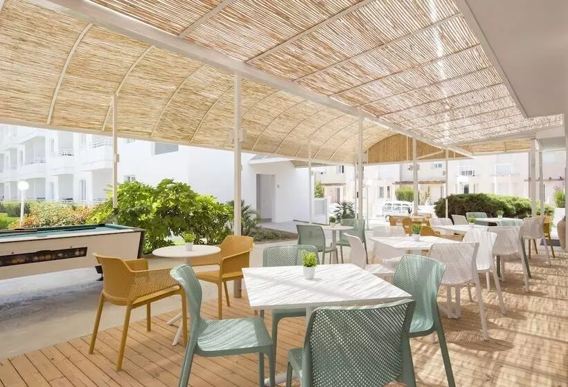 Cabot Hobby Club Apartments