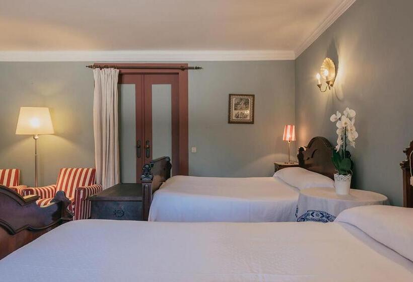هتل Casa Dos Pombais