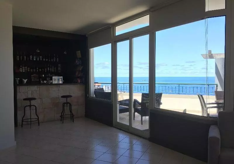 ホテル Euro Moniz