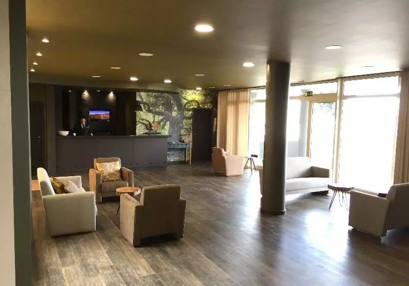 ホテル Euro Moniz