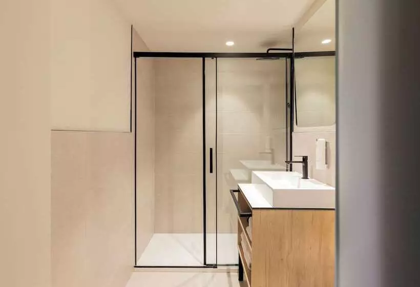 هتل Líbere Barcelona Sant Antoni