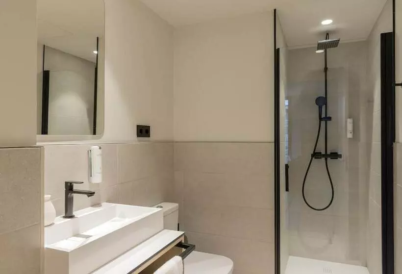 هتل Líbere Barcelona Sant Antoni