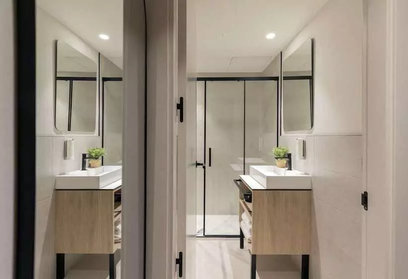 هتل Líbere Barcelona Sant Antoni