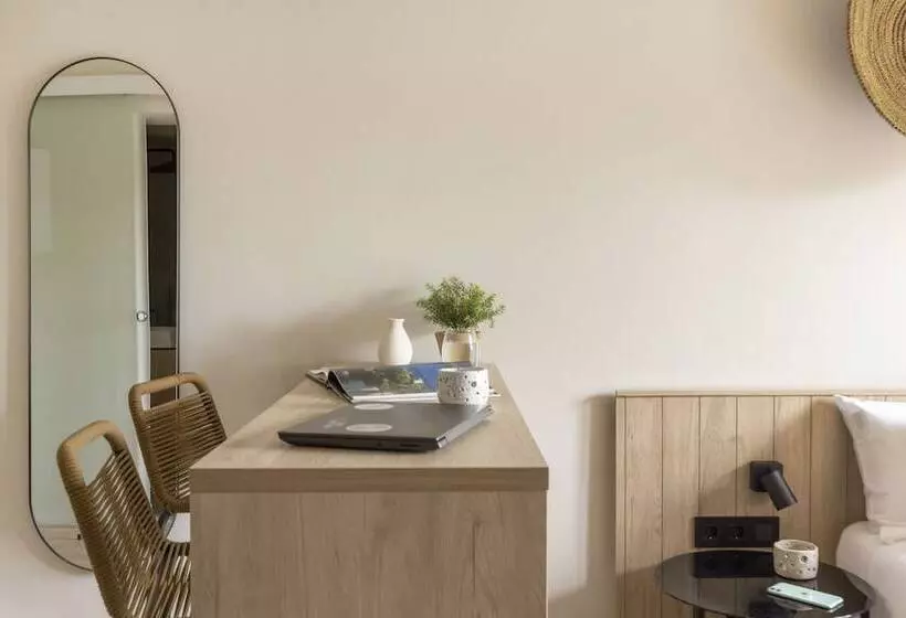 هتل Líbere Barcelona Sant Antoni