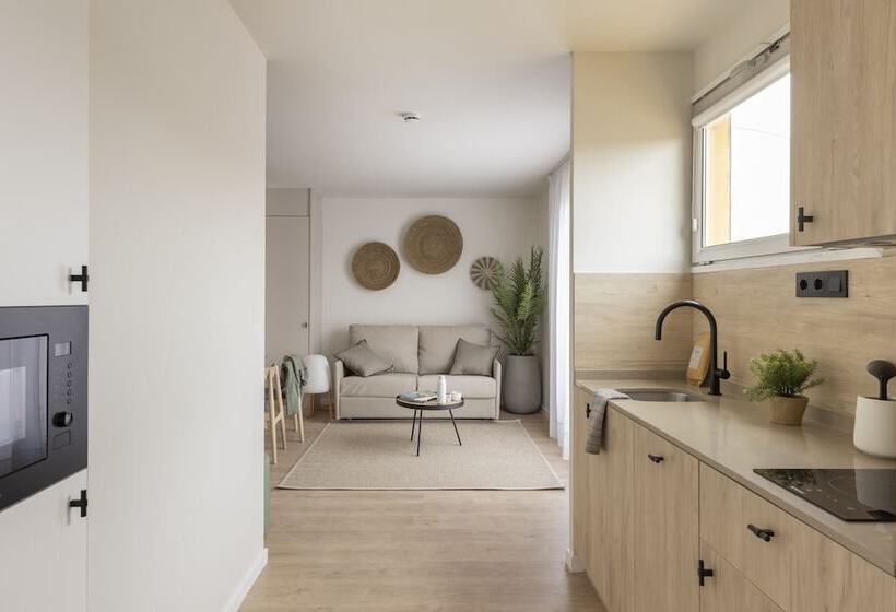 هتل Líbere Barcelona Sant Antoni