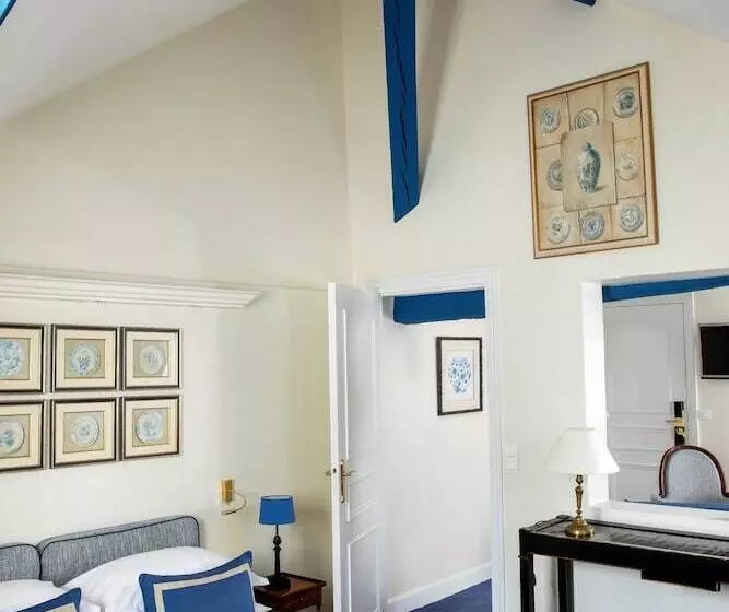 ホテル Le Relais Sainthonore