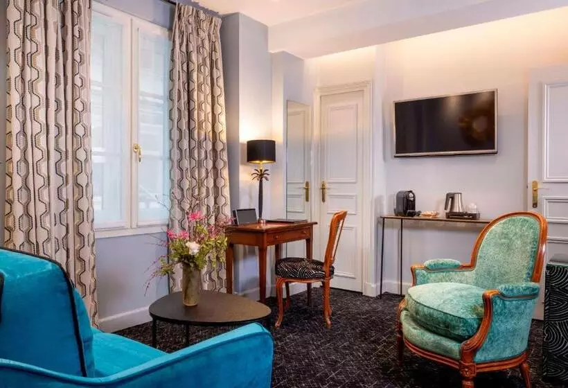 ホテル Le Relais Sainthonore
