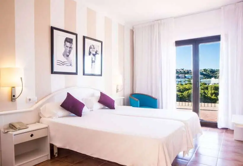 هتل Navia Santa Ponsa - Adults Only