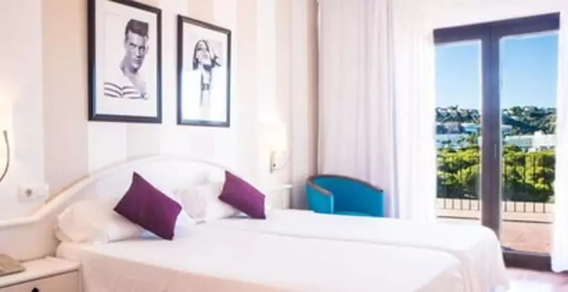 هتل Navia Santa Ponsa - Adults Only
